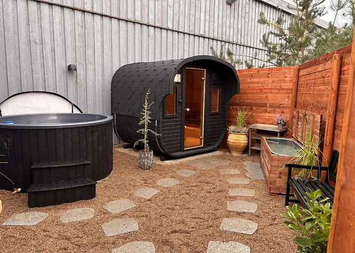 Norrevang Hotel Bøtø By