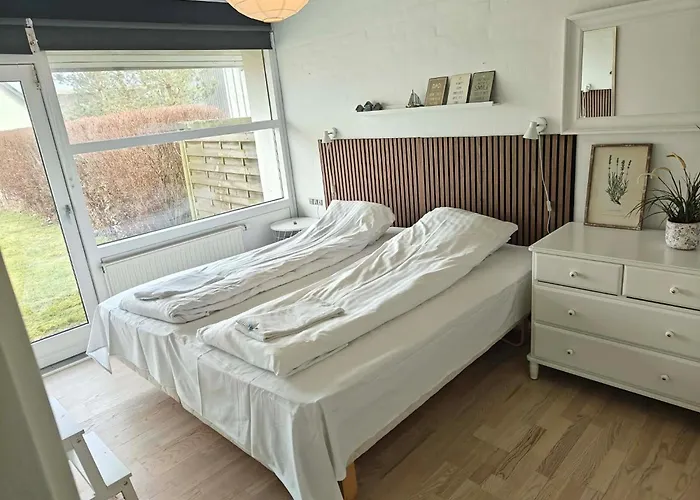 Norrevang Hotel Bøtø By